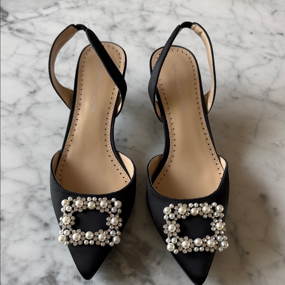 Adrienne Vittadini black dressy satin kitten heel with bling. Size 7-1/2 new